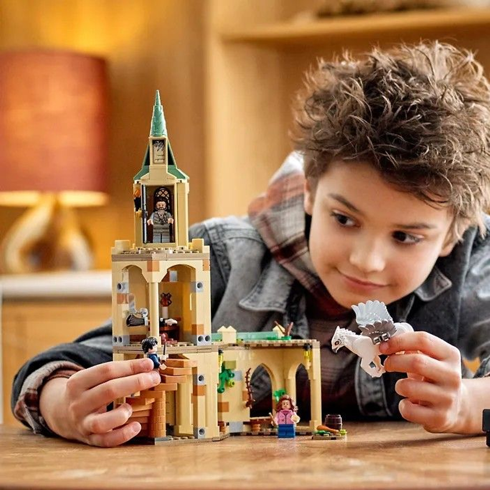 Конструктор LEGO Внутренний двор Хогвартса: Спасение Сириуса Harry Potter  (76401)