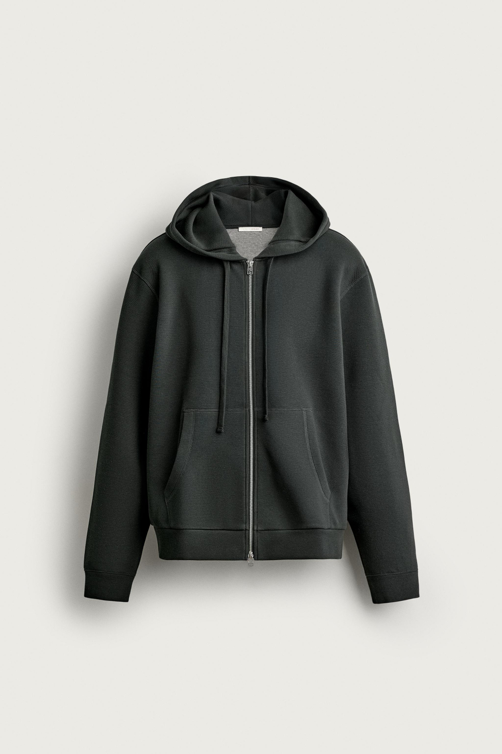 ХУДИ ПИКЕ С КОНТРАСТНЫМ КАПЮШОНОМ — ZARA