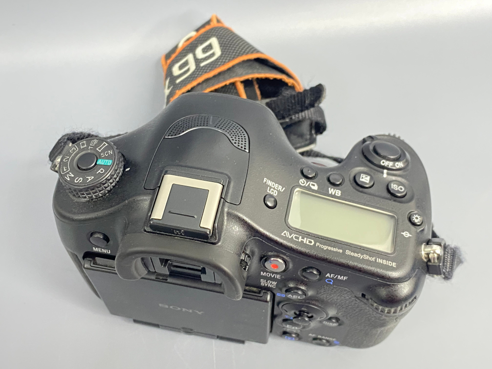 Sony A99 11.700 кадров