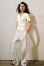ФУТБОЛКА В РУБЧИК С ПУГОВИЦАМИ — ZARA