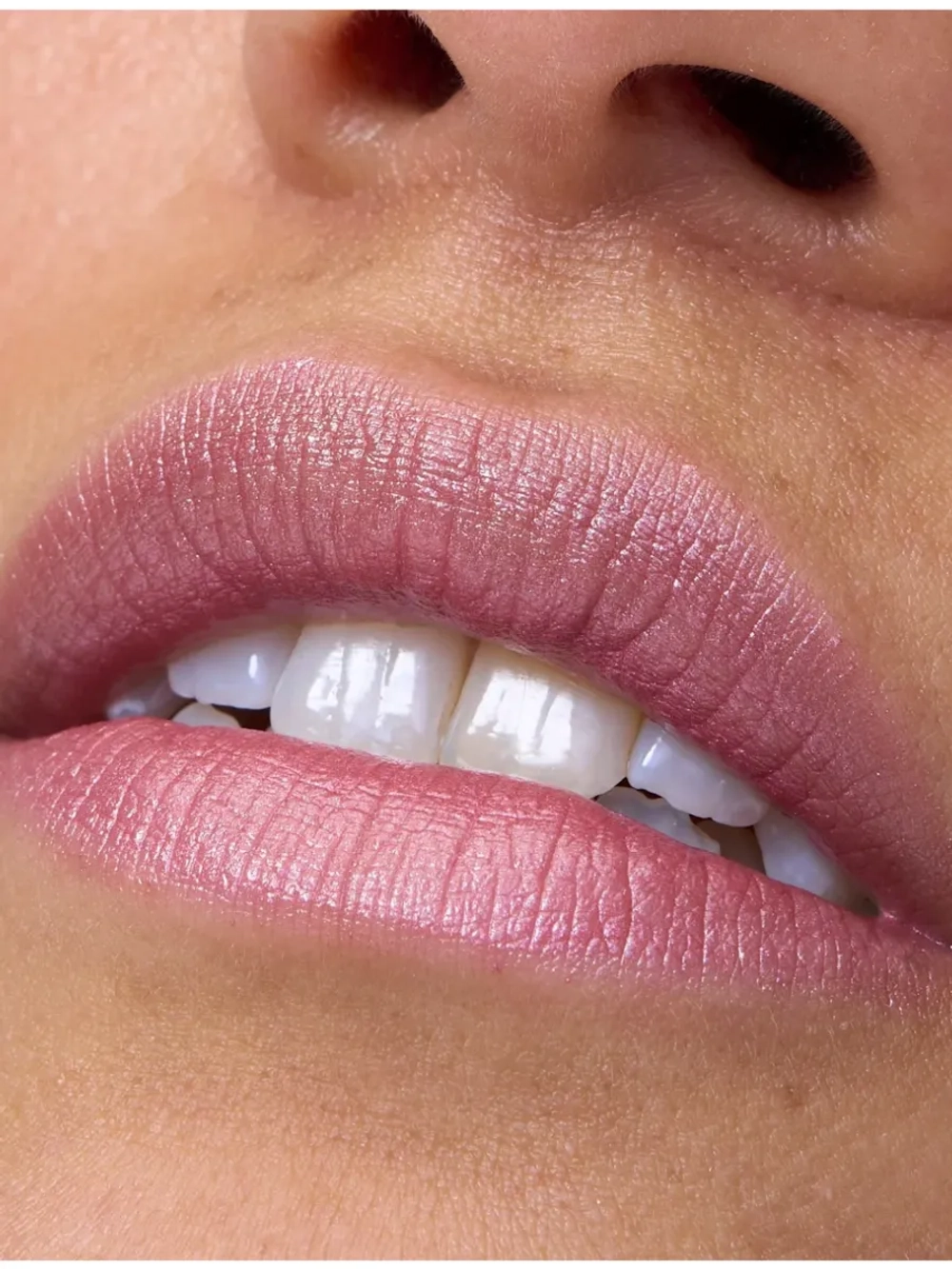 Помада Color & Care (04 Berry), 4,6 г
