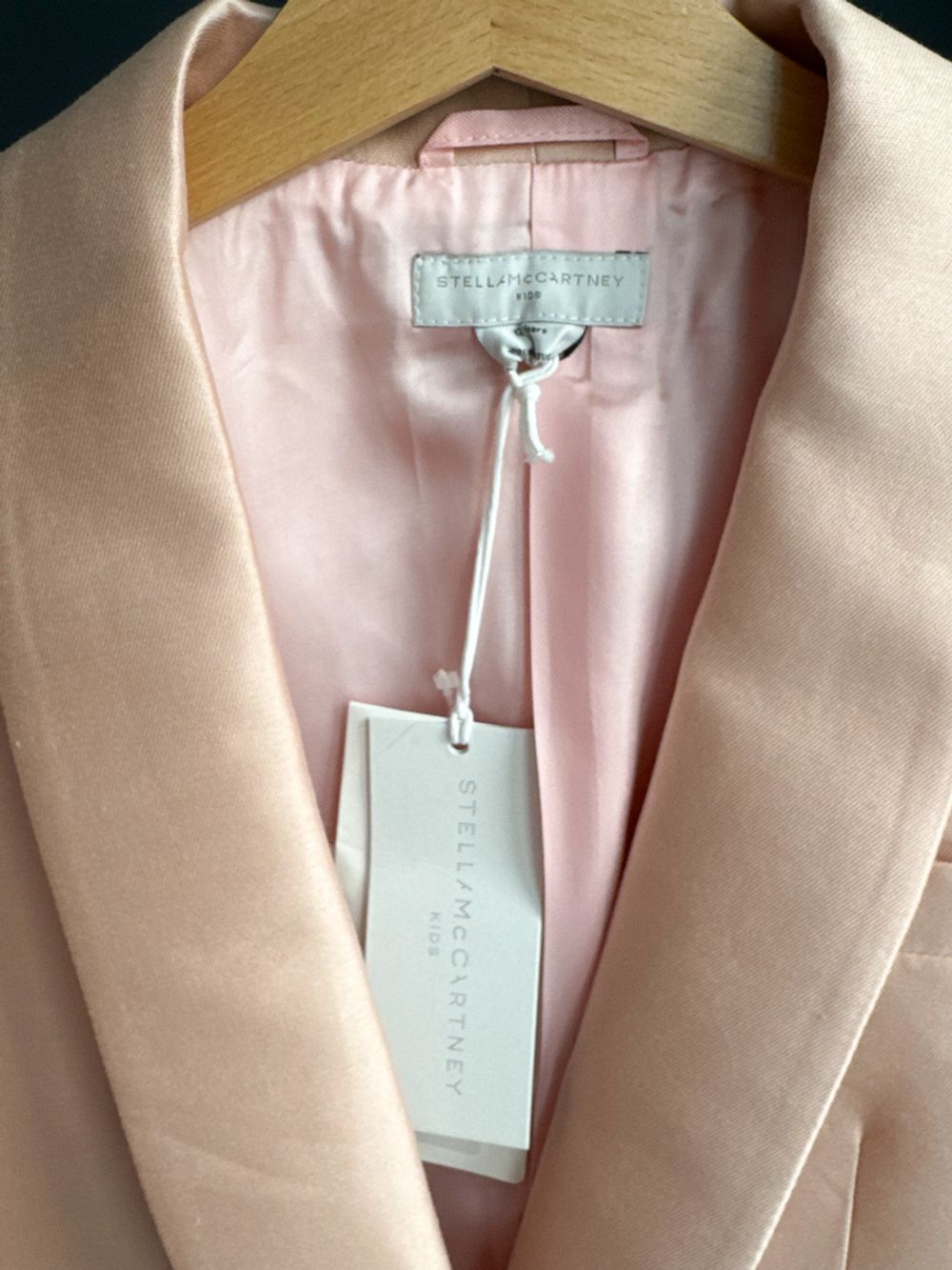 Новый костюм Stella McCartney, 152