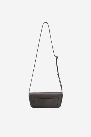 ZARA КОЖАНАЯ СУМКА ЧЕРЕЗ ПЛЕЧО — THE ITEM, СЕРЫЙ