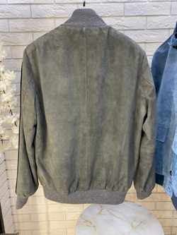 Замшевый бомер Kiton