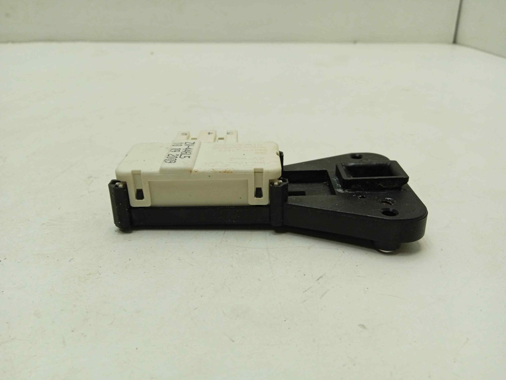 WF6450S7W кт168 Блокировка люка для стиральной машины Samsung WF6450S7W б/у