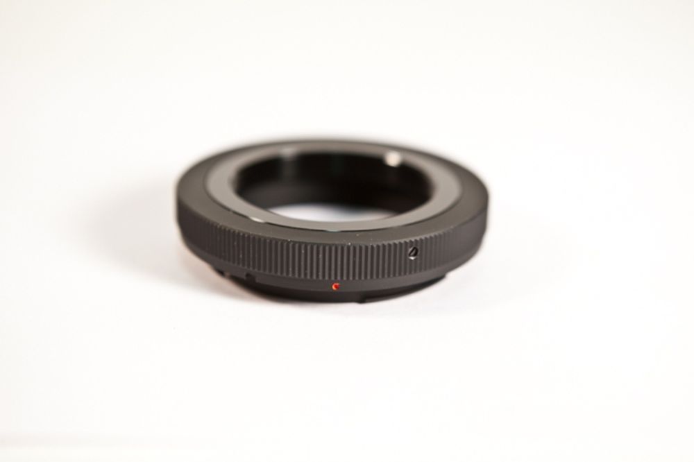Т-кольцо Bresser для камер Canon EOS M42