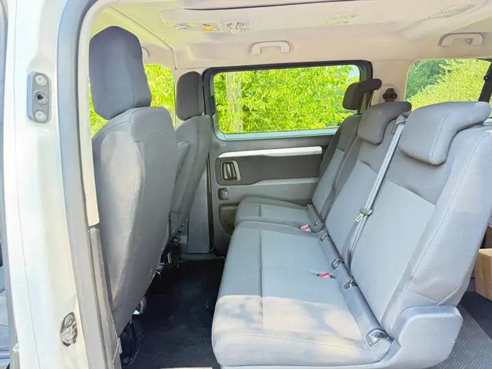Peugeot Traveller M1 Standard Active