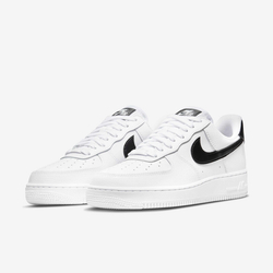 Кроссовки женские NIKE WMNS AIR FORCE 1 07