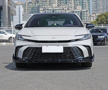 Накладка на передний бампер DC для Toyota Camry 2023-2026