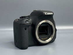 Canon EOS 600D Body — пробег 21 000 кадров