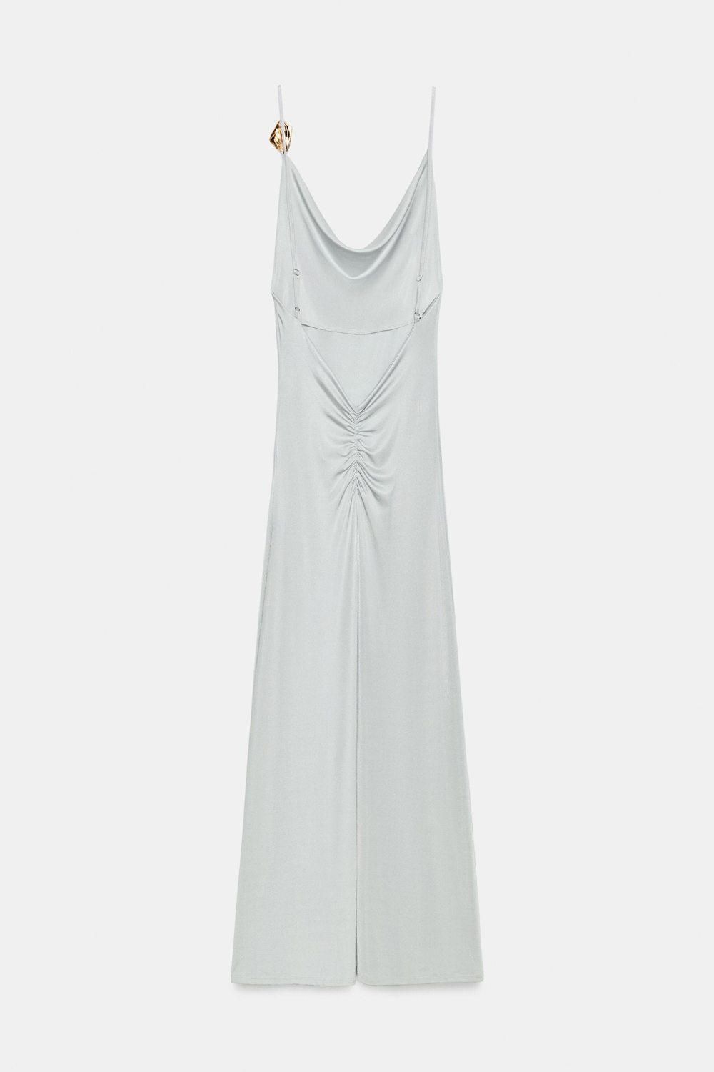 ДЛИННОЕ ПЛАЕТЬЕ С МЕТАЛЛИЧЕСКОЙ ДЕТАЛЬЮ — ZARA