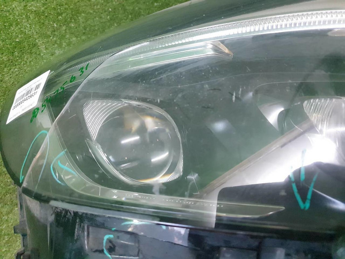 Фара правая Mercedes GLC x253 (2015-2019) LED