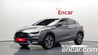 Infiniti QX30