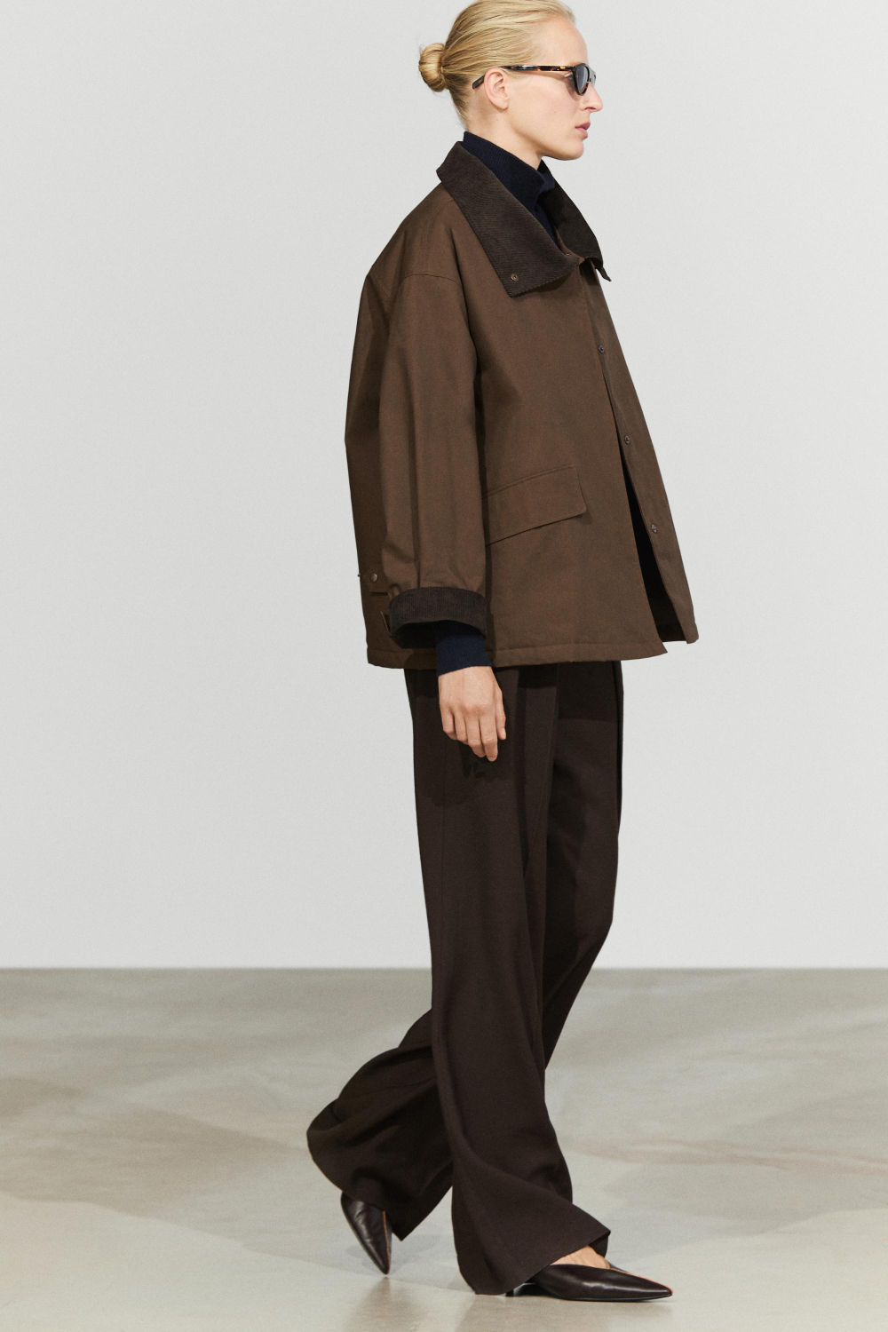 Massimo Dutti Вощеная куртка с вельветовым высоким воротником, темный хаки