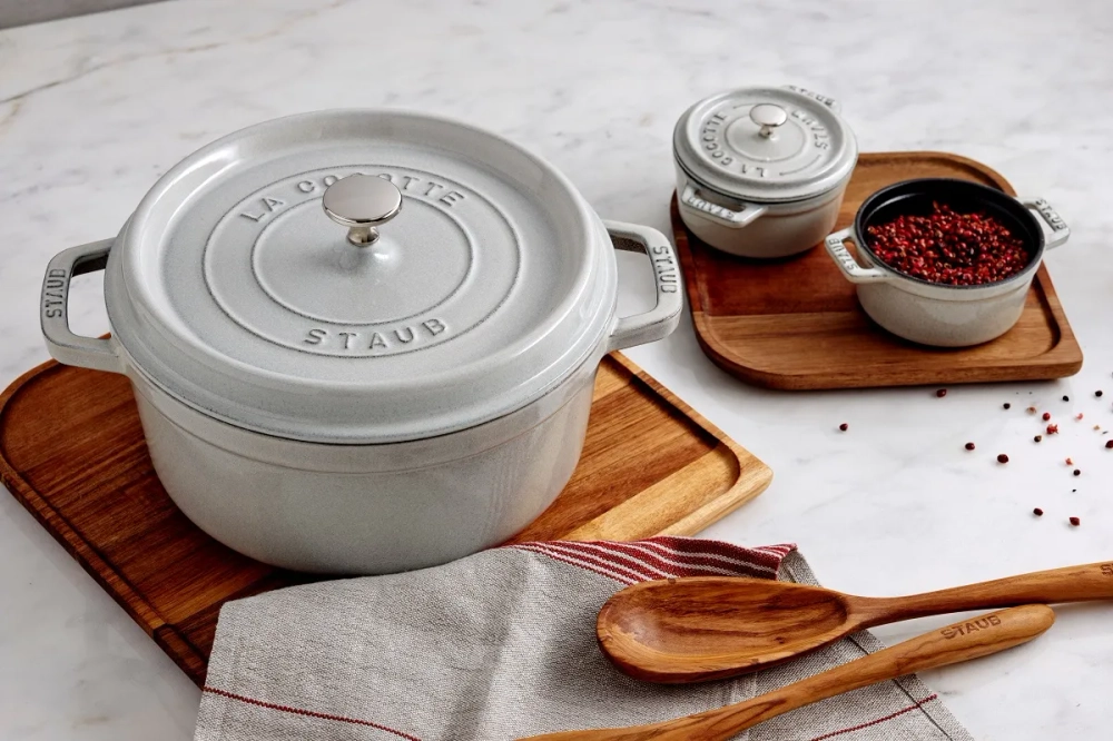 Le Creuset Мини-кокотница 10см кремовая 71901107160100