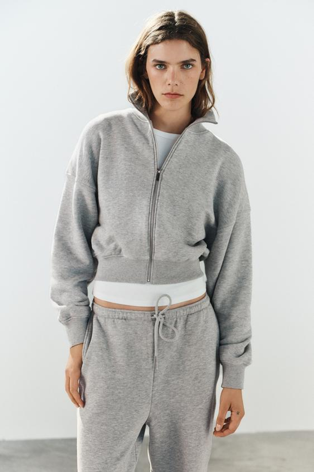 ZARA БРЮКИ-ДЖОГГЕРЫ ИЗ МЯГКОЙ ТКАНИ, СЕРЫЙ МЕЛАНЖ