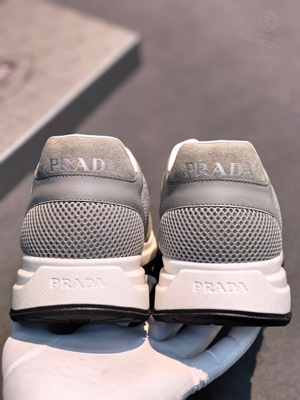 Кроссовки Prada