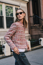 КОРОТКИЙ БЛЕЙЗЕР ИЗ РЕЛЬЕФНОЙ ТКАНИ — ZARA