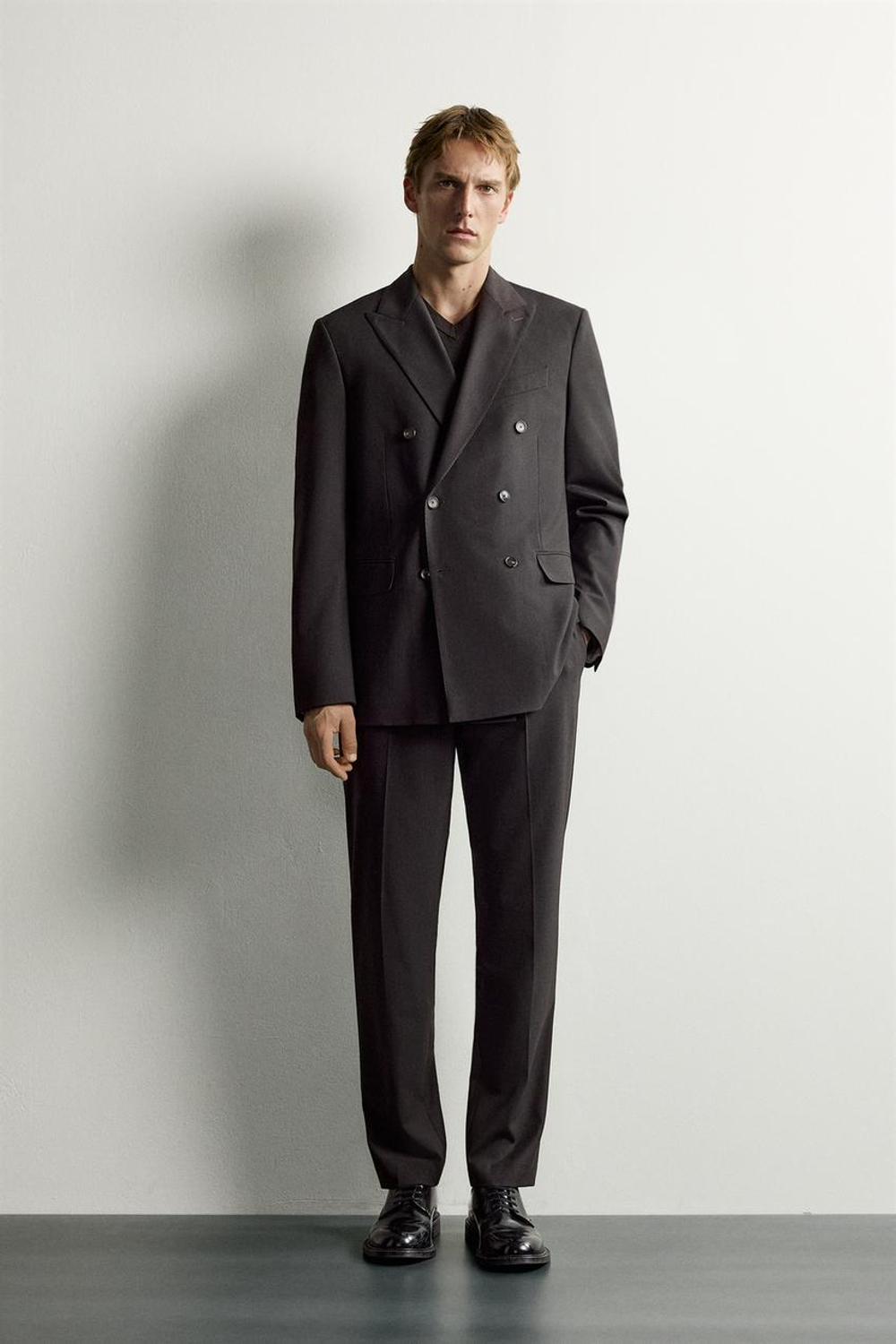 ZARA БРЮКИ В ПОЛОСКУ REGULAR FIT, ТЕМНО-КОРИЧНЕВЫЙ