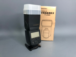 YongNuo YN-568EX Speedlite
