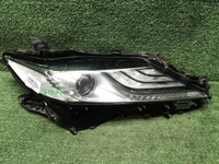 Фара правая Toyota Camry xv70 (20-нв) LED