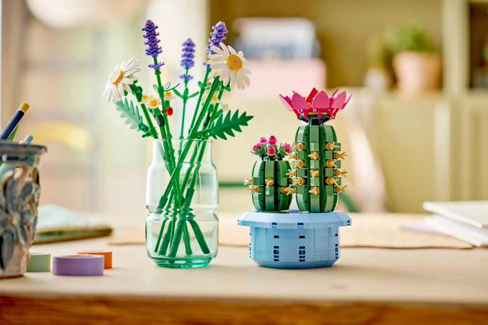 Конструктор LEGO Botanical Collection 11509 Flowering Cactus