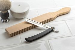 Опасная бритва MUEHLE, африканское черное дерево (RM 75)