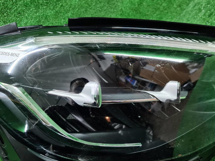 Фара правая Mercedes E W213 (2020-2023) LED