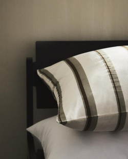 ZARA HOME (300 НИТЕЙ) НАВОЛОЧКА В ПОЛОСКУ, ЖЕЛТОВАТО-БЕЛЫЙ