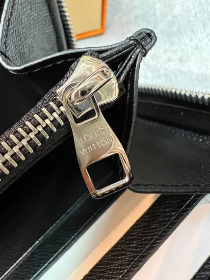 Портмоне Louis Vuitton Zippy XL Monogram Maсassar