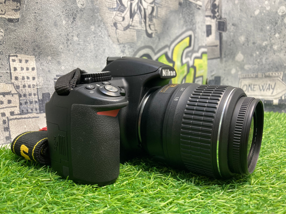 Nikon D3100 Kit AF-S DX 18-55mm 20.500 кадров