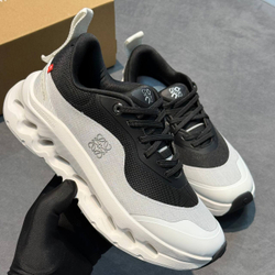 Кроссовки On Running x Loewe