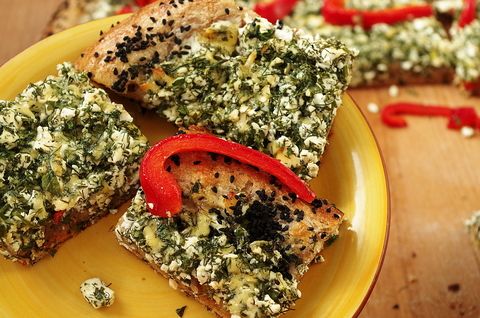 Цельнозерновой пирог с творогом и зеленью на закваске