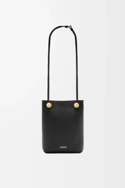 Loewe Сумка-мешок Pebble из гладкой телячьей кожи, черный