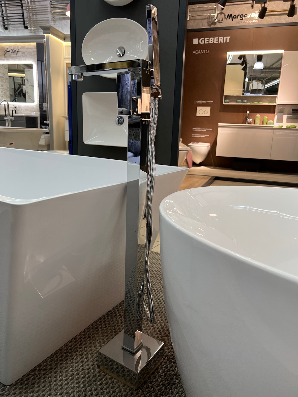 Смеситель напольный для ванны Selene 2200/00Y-CR Хром