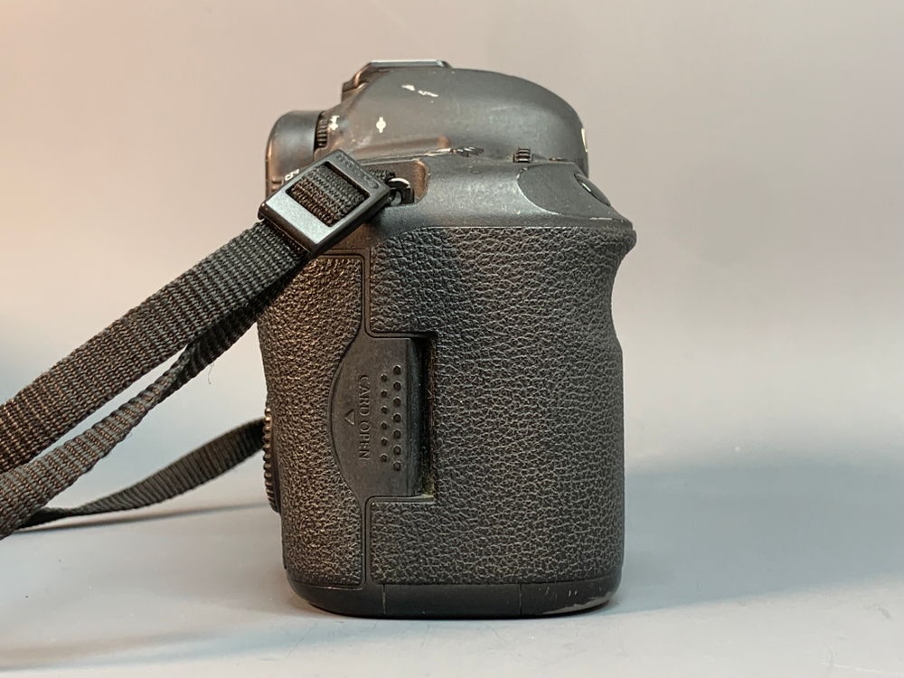 Canon EOS 5D Mark III 198.020 Кадров