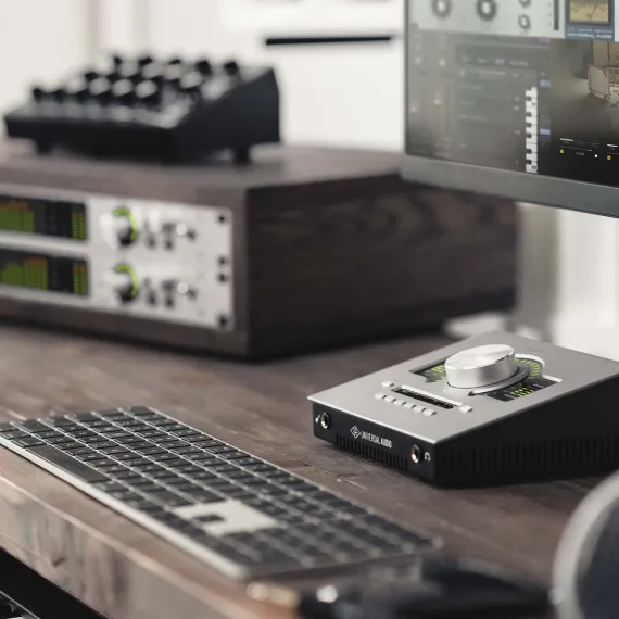 Universal Audio Apollo Twin X QUAD Gen 2 Essentials+ Edition Silver