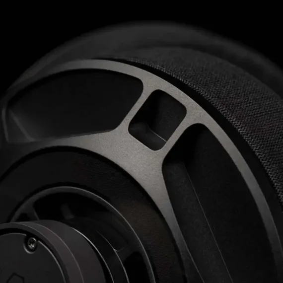 Final Audio D7000 Black