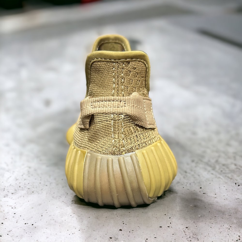 Adidas Yeezy Boost 350 V2 • Earth