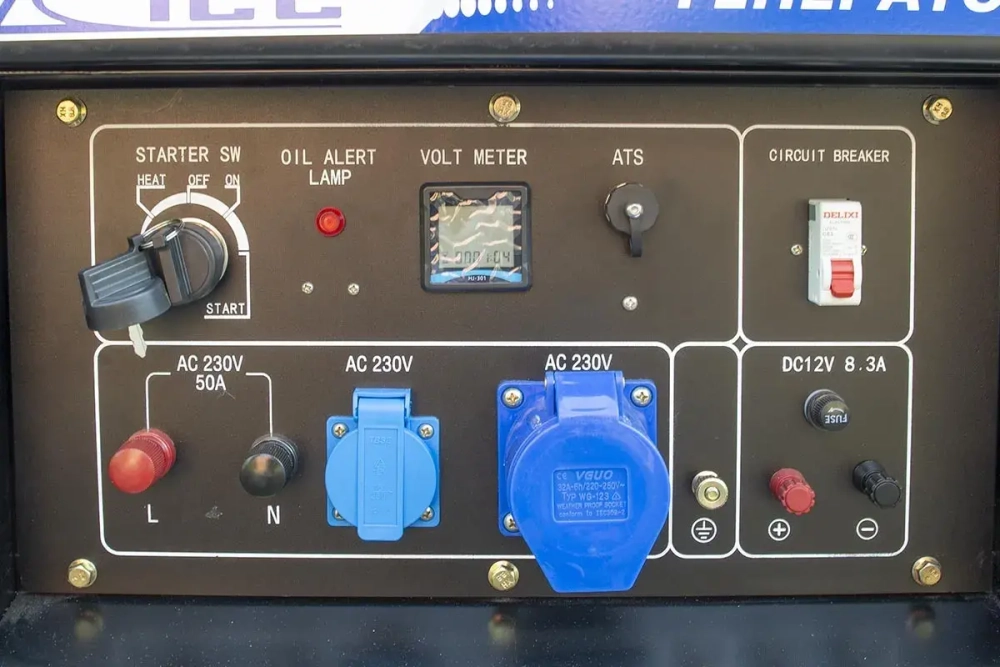 Дизельный генератор (12 кВт) TSS SDG 14000EHA