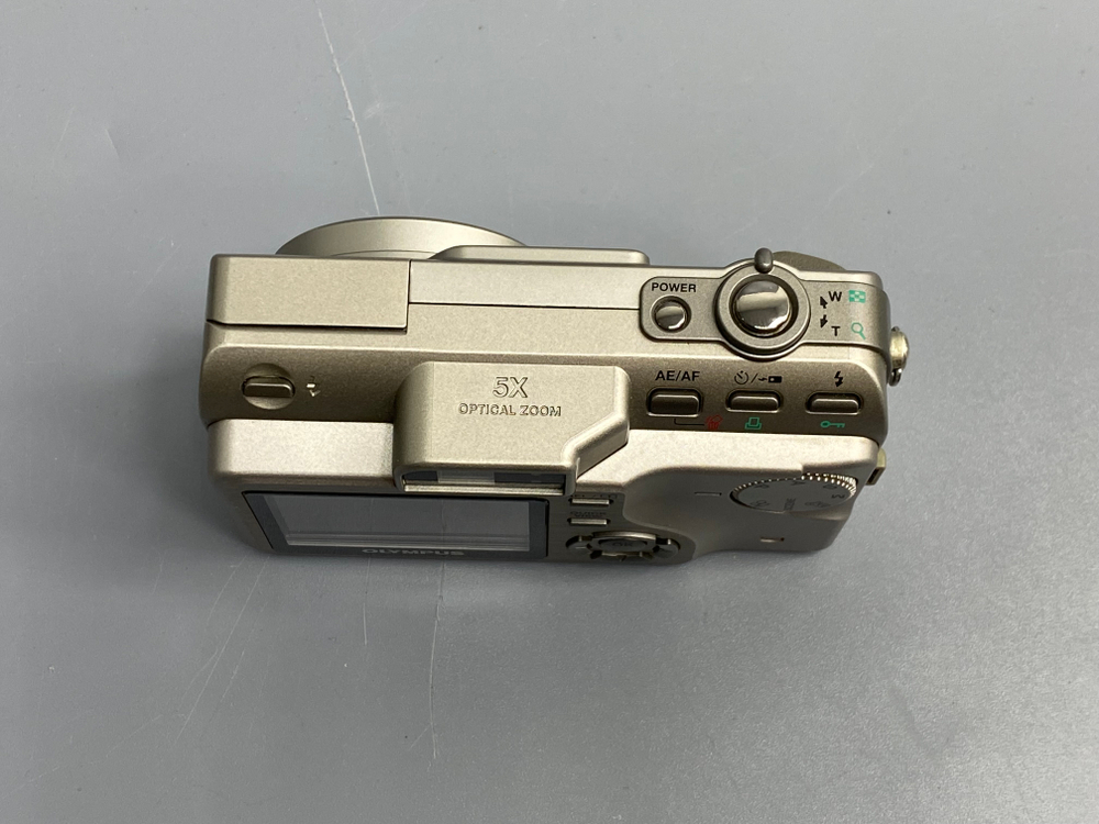 Olympus C-70 Zoom