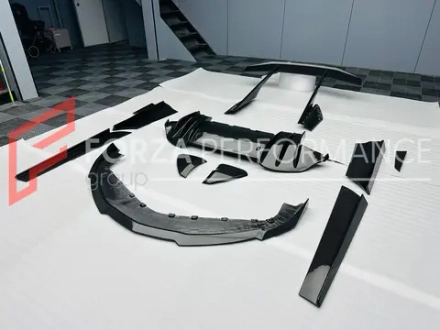 Карбоновый обвес для McLaren Artura Артура тюнинг