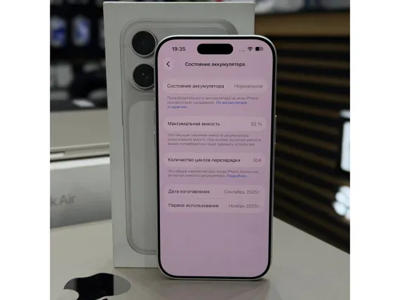 Б/У Телефон Apple iPhone 17 Pro 512Gb, nano-Sim+eSim Silver 92% (FP752PD7GH)