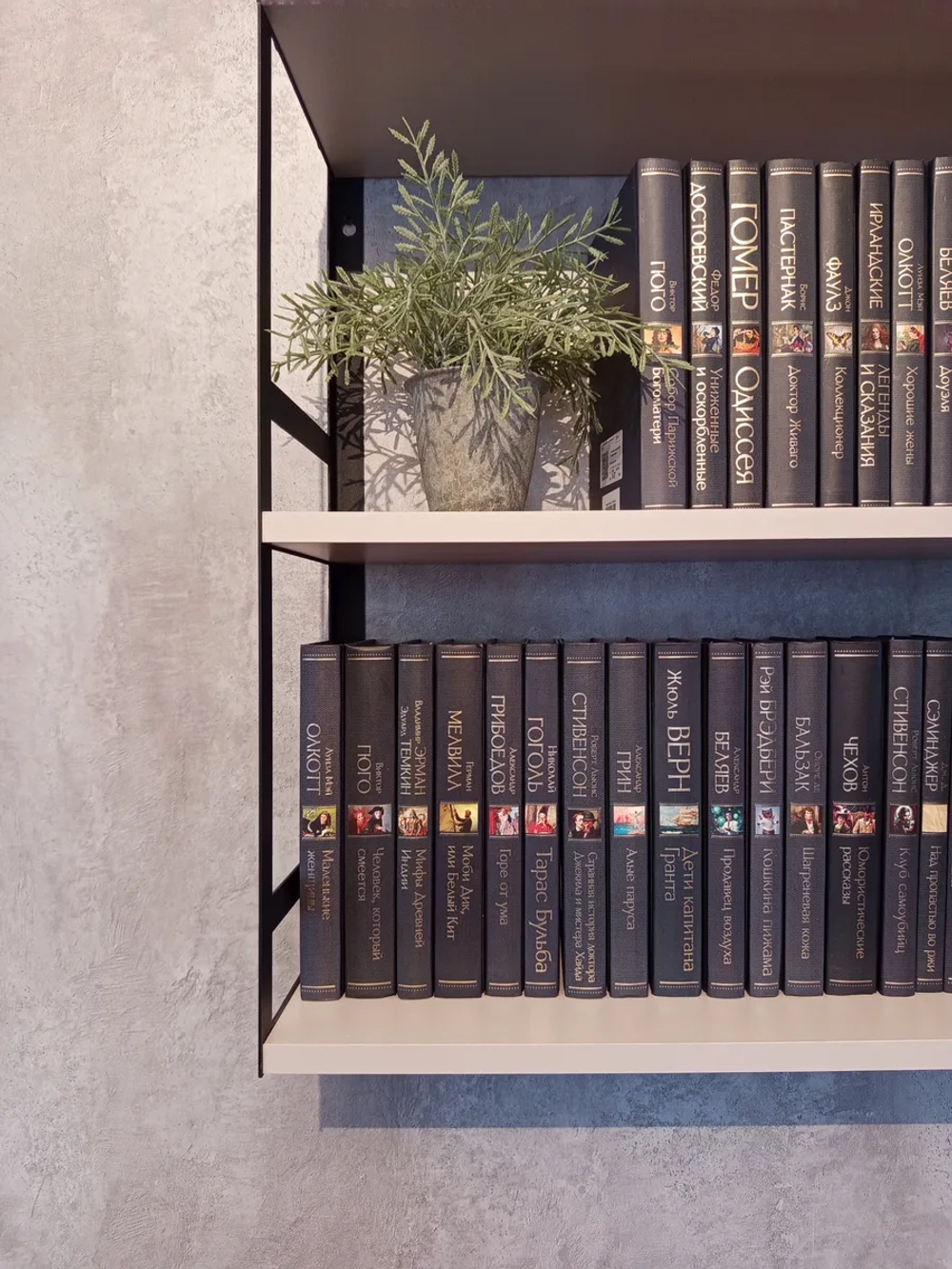 Полка настенная книжная тройная лофт Кашемир