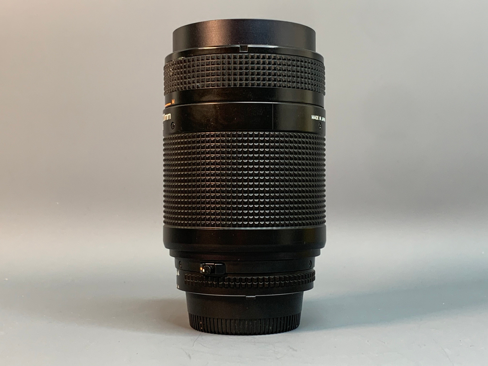 Nikon 70-210mm 4.5-5.6 грибок