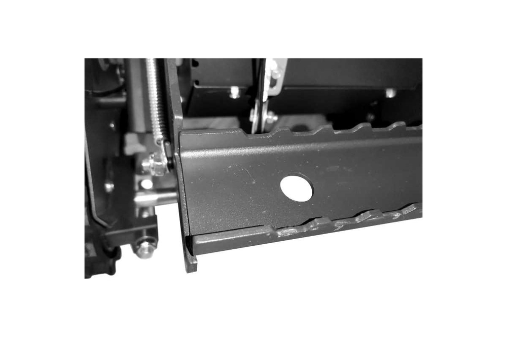 Бензиновый снегоуборщик YARD FOX PRO 6654ET