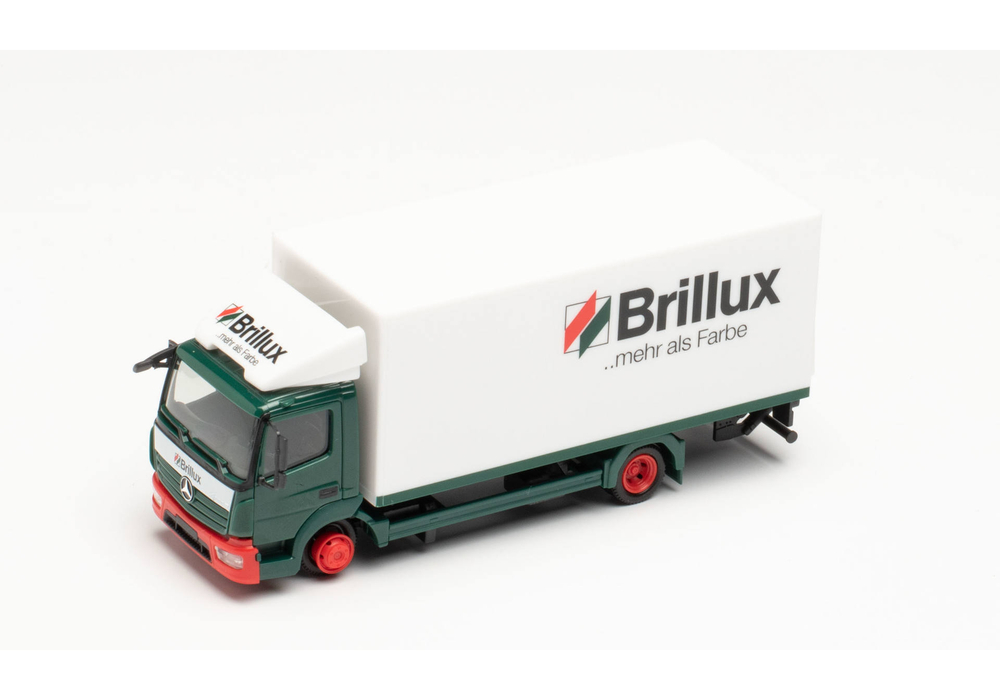 Фургон Mercedes-Benz Atego '13 с гидробортом «Brillux»