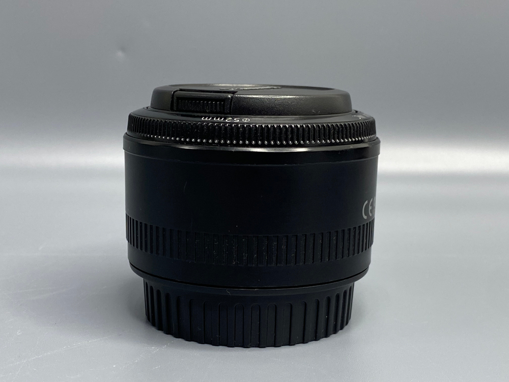 Canon EF 50mm f/1.8 II
