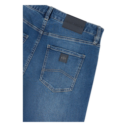 Джинсы Armani Exchange