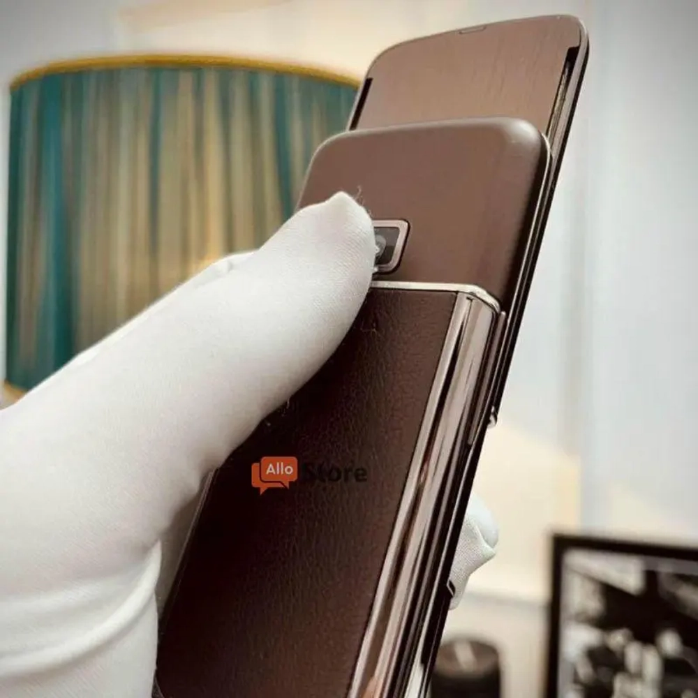 Мобильный телефон Nokia 8800 Sapphire Arte Brown (Коричневая кожа, сапфир)